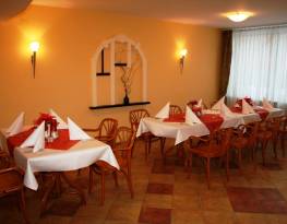 KRAKUS hotel Krakow accommodation restaurant vacation aquapark in Krakow